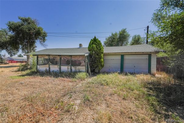 Backyard, Detached Garage, Exterior
