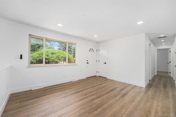 Empty room, Interior, Recessed Lighting, Wood Texture Flooring