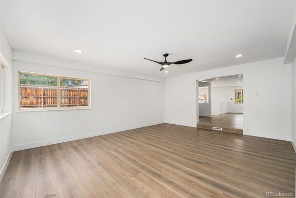 Empty room, Interior, Recessed Lighting, Wood Texture Flooring