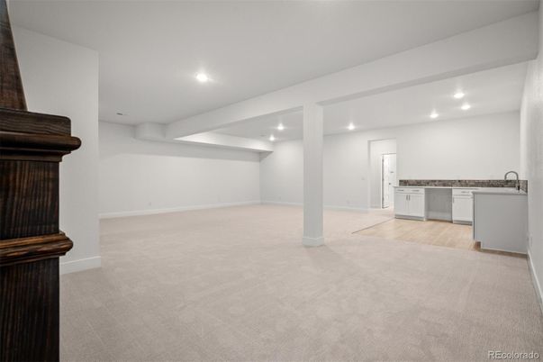 Empty room, Interior, Kitchen, Recessed Lighting