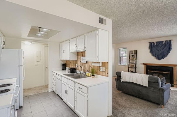 Fireplace, Interior, Kitchen, Living room