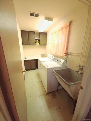 Interior, Washer