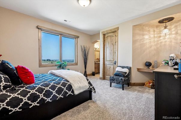 Bedroom, Interior, Pendant Lights