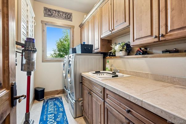Interior, Washer