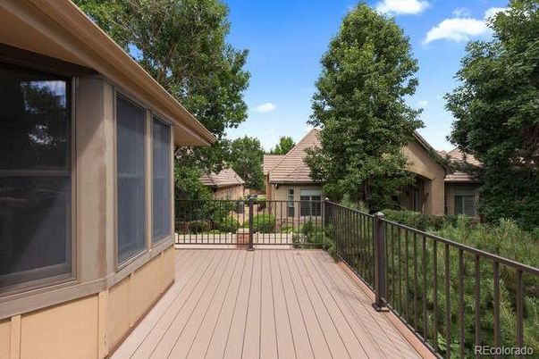 Exterior, Wood Texture Flooring