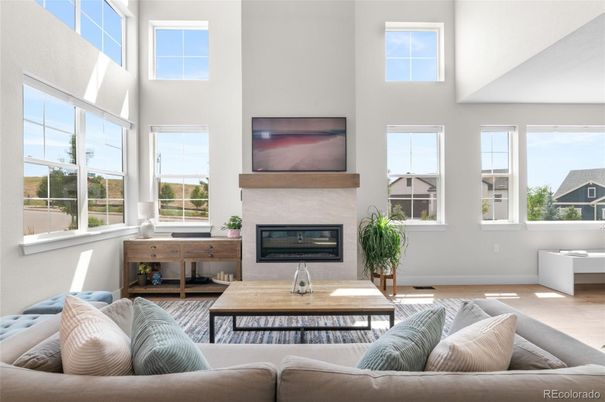 Fireplace, Interior, Living room