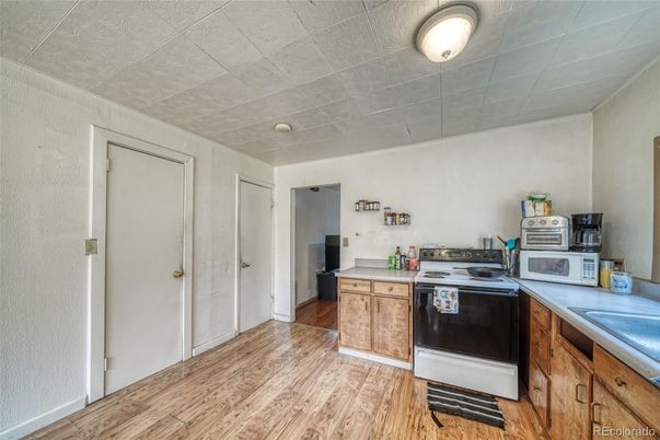 Interior, Kitchen, Wood Texture Flooring