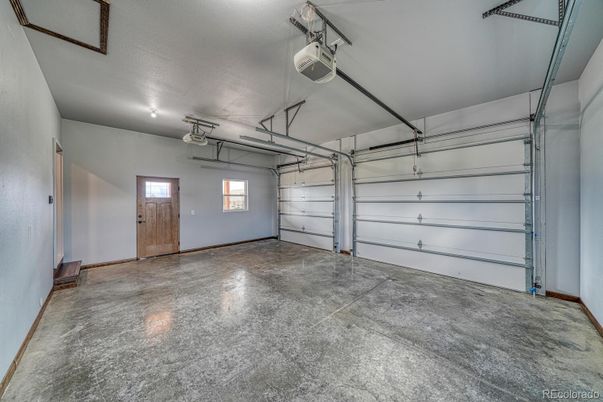 Garage, Interior