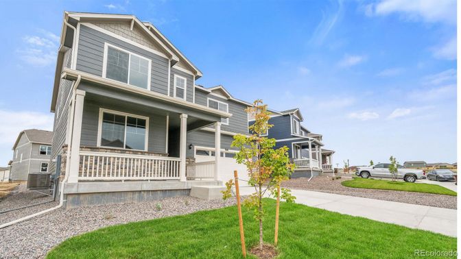 Exterior, Facade, American Craftsman