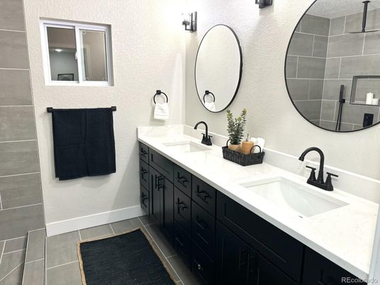 Bathroom, Dual Sink Vanities, Interior