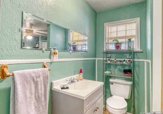 Bathroom, Interior