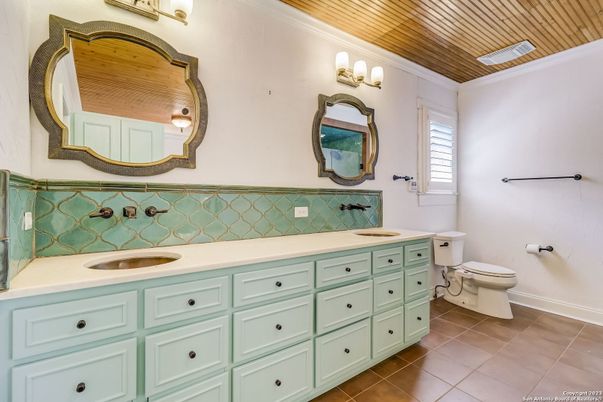 Bathroom, Dual Sink Vanities, Interior, Wooden Ceilings