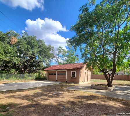 Backyard, Detached Garage, Exterior