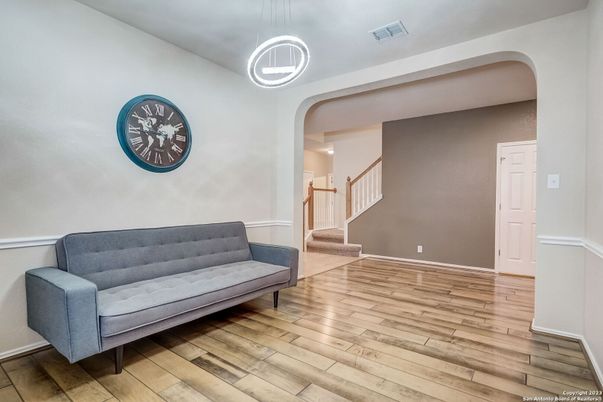 Interior, Pendant Lights, Wood Texture Flooring