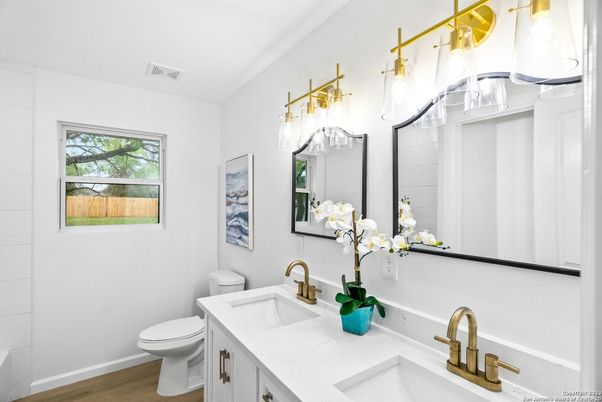 Bathroom, Interior, Wood Texture Flooring
