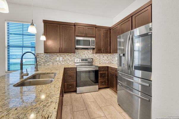 Interior, Kitchen, Pendant Lights, Stainless Steel Appliances