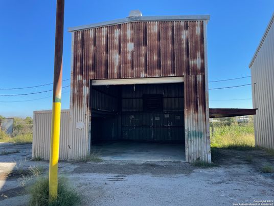 Detached Garage, Exterior