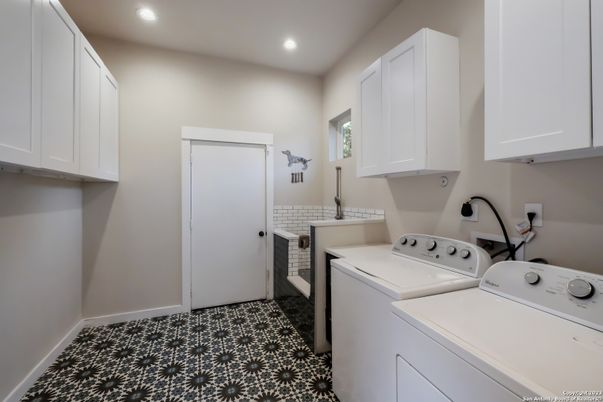 Interior, Recessed Lighting, Washer