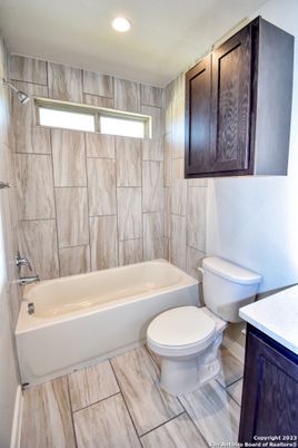 Bathroom, Interior, Recessed Lighting, Wood Texture Flooring