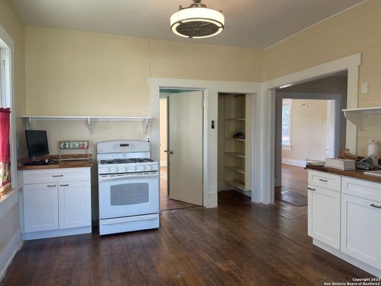 Interior, Kitchen, Wood Texture Flooring