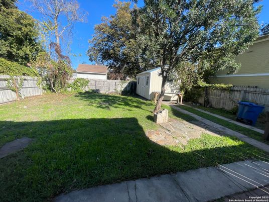 Backyard, Exterior