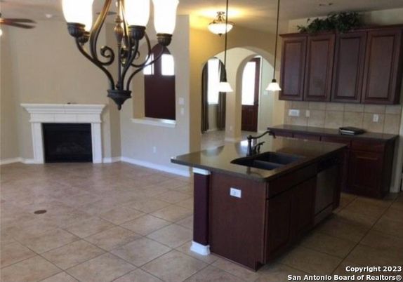 Chandelier, Fireplace, Interior, Kitchen, Pendant Lights, Recessed Lighting