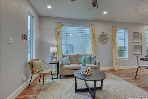 Interior, Living room, Recessed Lighting, Wood Texture Flooring