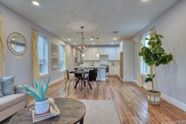 Dining room, Interior, Kitchen, Pendant Lights, Recessed Lighting, Wood Texture Flooring