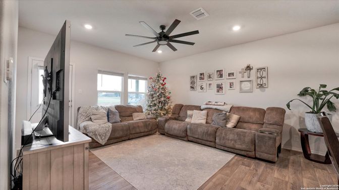 Interior, Living room, Recessed Lighting, Wood Texture Flooring