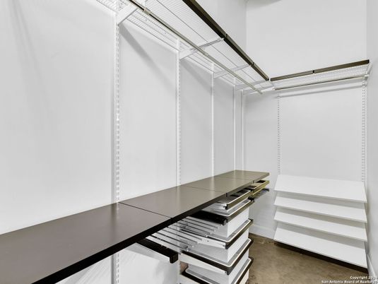 Interior, Walk-in Closets