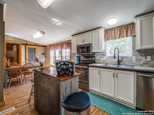 Dining room, Interior, Kitchen, Stainless Steel Appliances, Wood Texture Flooring