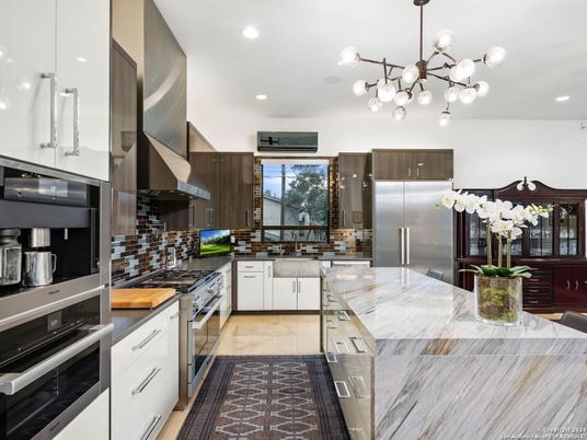 Interior, Kitchen, Pendant Lights, Recessed Lighting, Stainless Steel Appliances