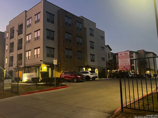 Exterior, Facade, Condo Building