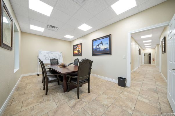 Dining room, Interior, Recessed Lighting