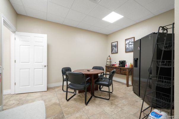 Dining room, Interior, Recessed Lighting