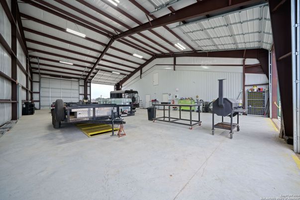 Garage, Interior