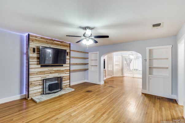 Empty room, Fireplace, Interior, Wood Texture Flooring