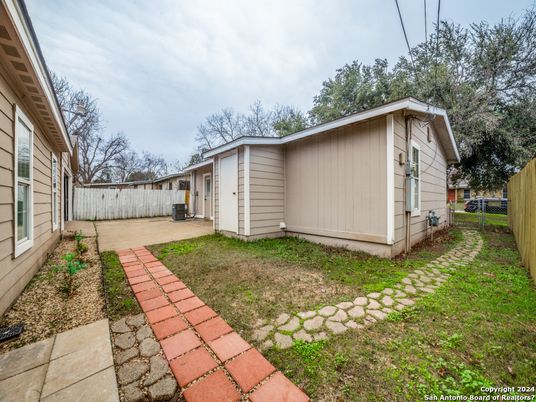 Backyard, Exterior