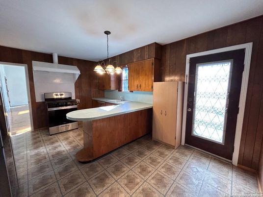 Interior, Kitchen, Pendant Lights, Wooden Walls