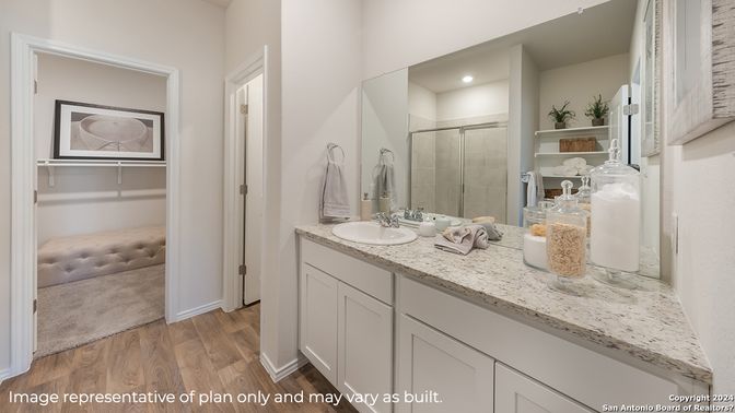 Bathroom, Interior, Recessed Lighting, Wood Texture Flooring