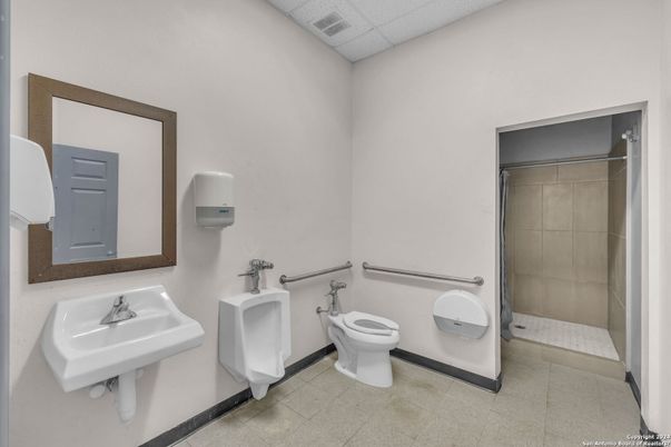 Bathroom, Dual Sink Vanities, Glass Shower, Interior
