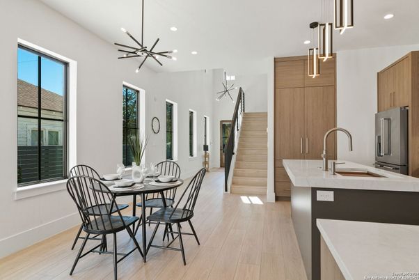 Dining room, Interior, Kitchen, Pendant Lights, Recessed Lighting, Wood Texture Flooring