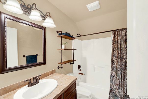 Bathroom, Interior, Tile Countertops