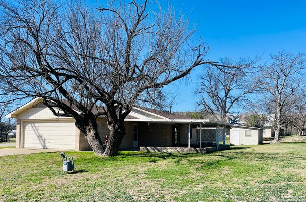 Backyard, Detached Garage, Exterior