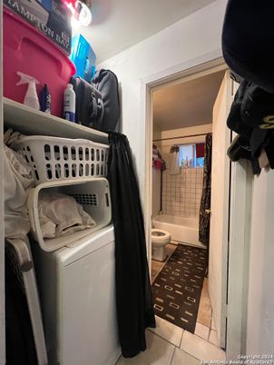 Interior, Washer
