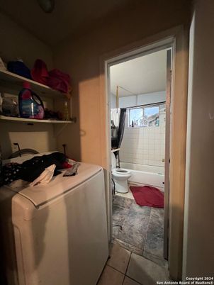 Interior, Washer