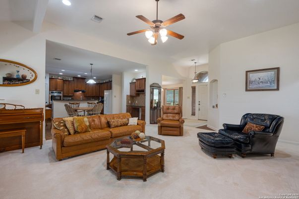 Dining room, Interior, Kitchen, Living room, Pendant Lights, Recessed Lighting, Stainless Steel Appliances