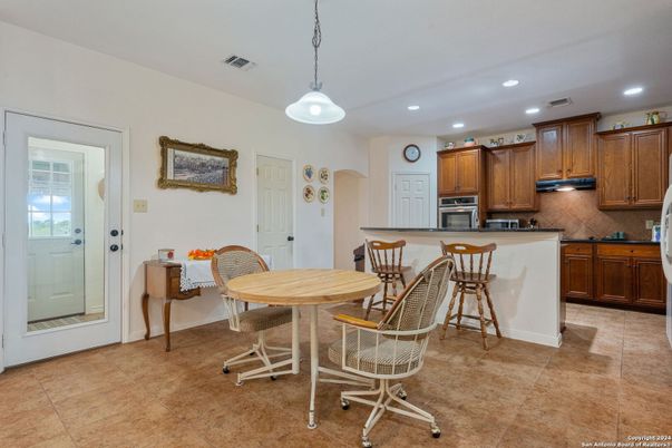 Dining room, Interior, Kitchen, Pendant Lights, Recessed Lighting