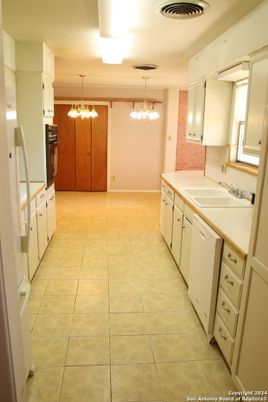 Interior, Kitchen, Pendant Lights