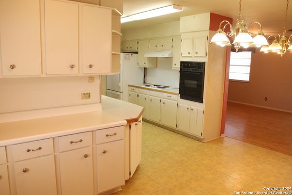 Chandelier, Interior, Kitchen, Pendant Lights, Wood Texture Flooring